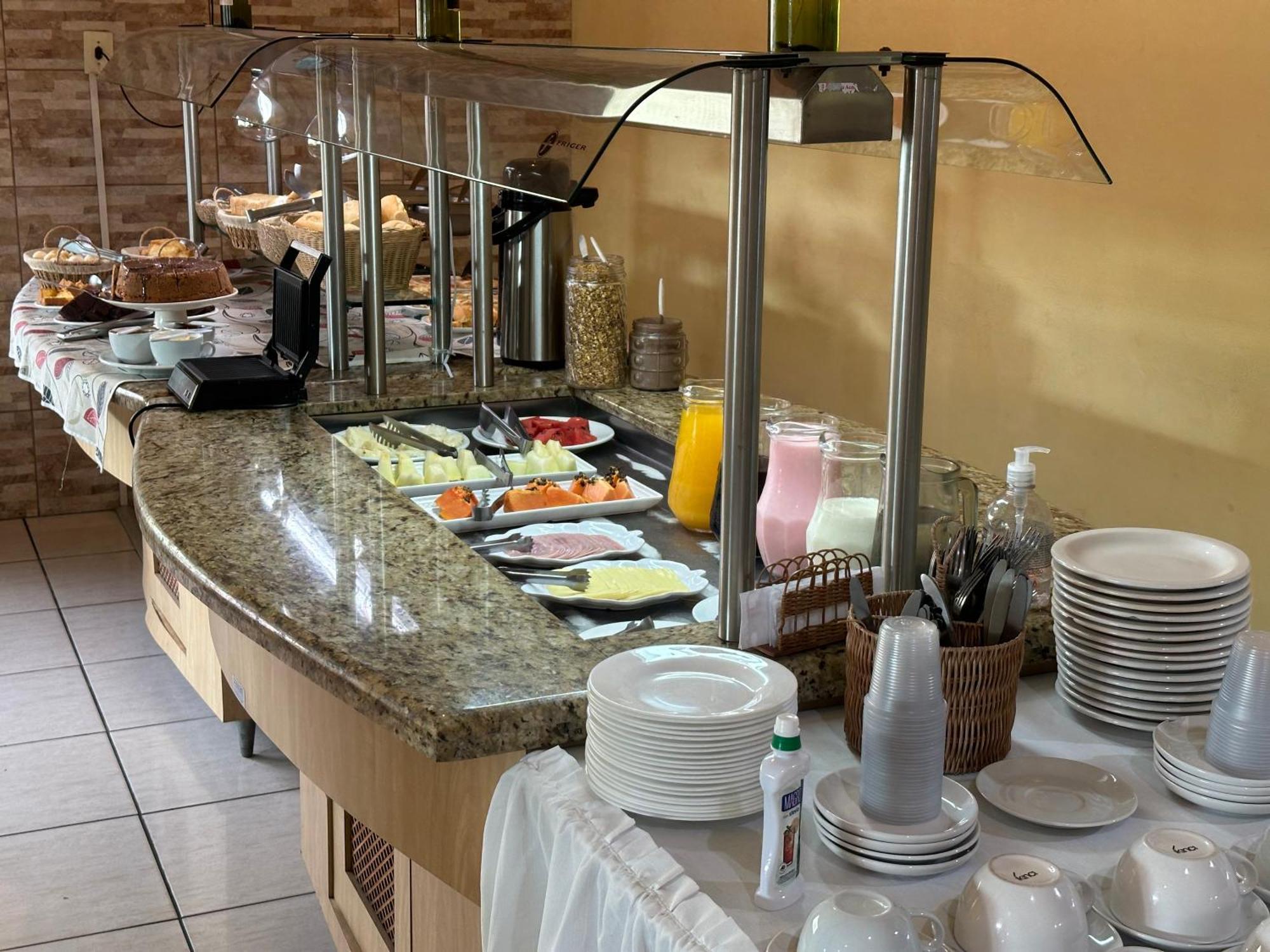 Hotel Dallas - Penha Sc